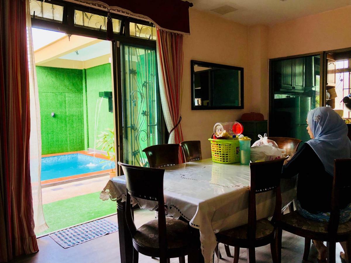 Suria 1 Homestay Jb With Private Pool Johor Bahru Exterior photo